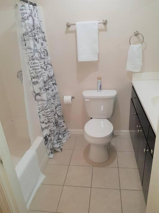 4 Bedrooms & 2.5 Bathrooms In La ロサンゼルス エクステリア 写真